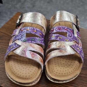 L'Artiste By Spring Step Stylish Purple and Gold Women's Sandals Never Worn